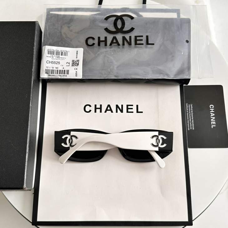 Picture of Chanel Sunglasses _SKUfw76720744fw